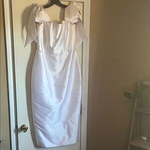 Chic Strapless White Dress